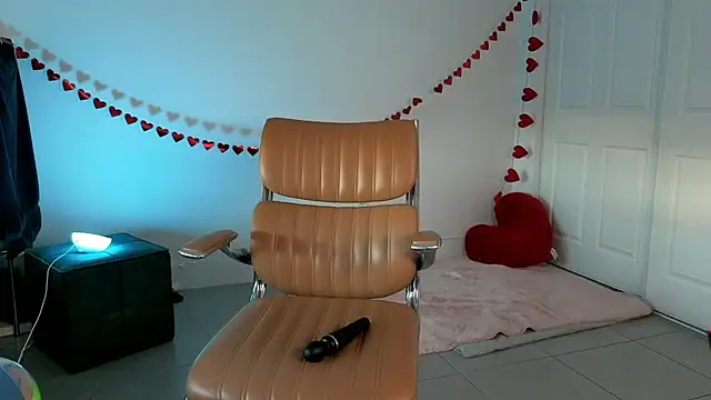 Sapphir3xoxo online show from 03/06/25, 10:58