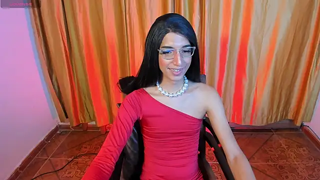CharlotteLauren online show from 07/29/26, 04:54