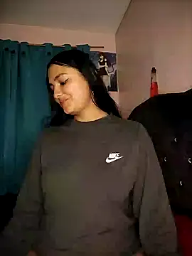 Nahiara velez online show from 02/26/25, 02:26