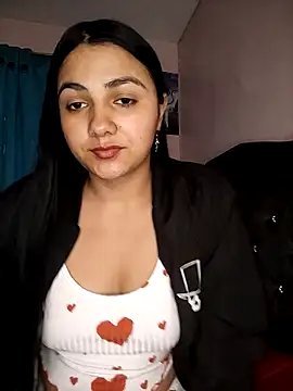 Nahiara velez online show from 03/01/25, 12:07