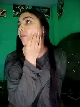 Nahiara velez online show from 05/20/26, 12:28