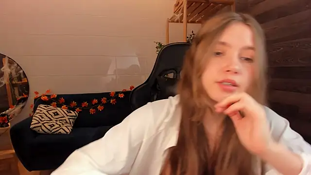 MaryannSoftt online show from 10/26/25, 03:40