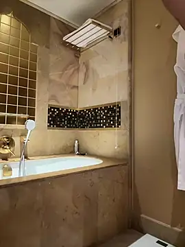 UKSYDNEYFOX online show from 03/20/25, 06:53