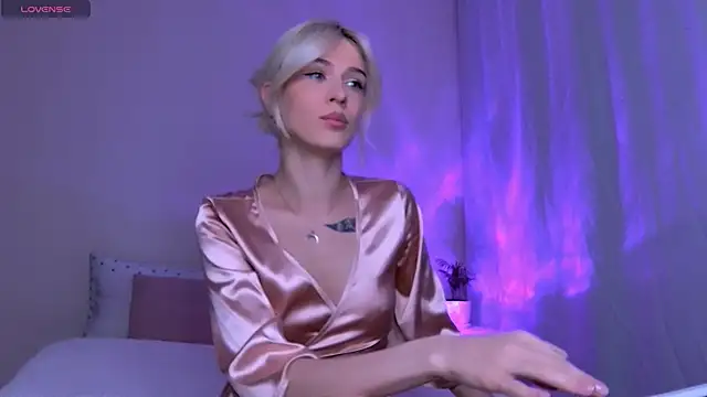 Snapshot of StacyWorry chatting on 01/29/25, 09:33 StacyWorry online show from 01/29/25, 09:33