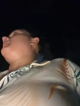 Snapshot of eva_y_marcelo chatting on 02/25/25, 01:30 eva y marcelo online show from 02/25/25, 01:30