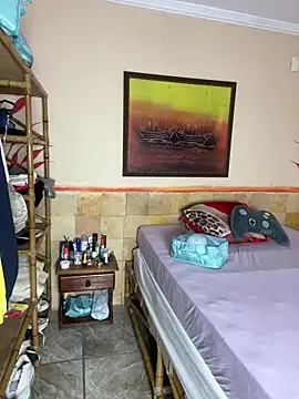 Snapshot of eva_y_marcelo chatting on 03/12/25, 10:16 eva y marcelo online show from 03/12/25, 10:16