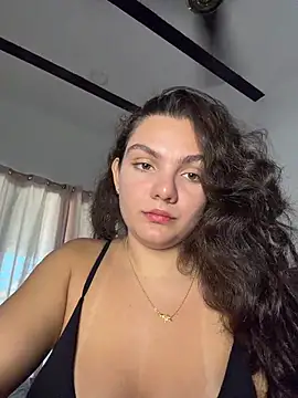 eva y marcelo online show from 07/15/26, 01:49
