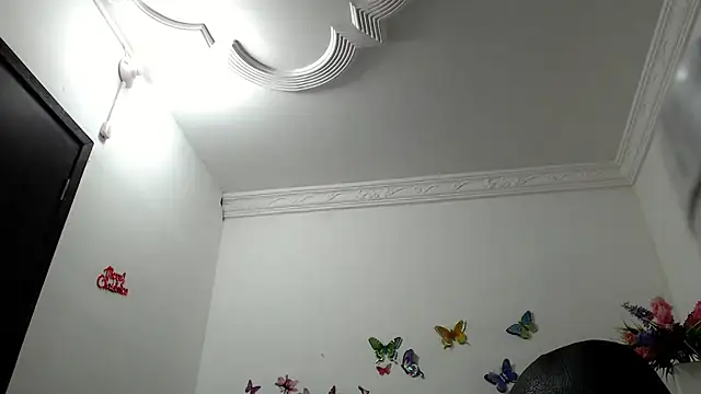 victoria jones online show from 05/07/26, 11:48