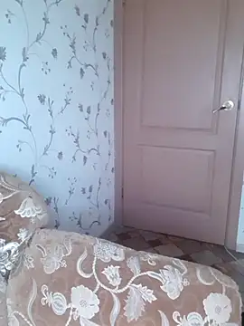 Snapshot of IsabellaBoni chatting on 10/24/25, 06:10 IsabellaBoni online show from 10/24/25, 06:10