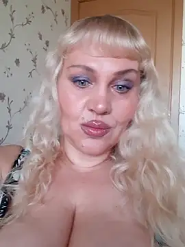 IsabellaBoni online show from 03/16/26, 07:12