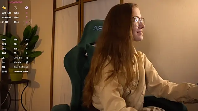 brendacom online show from 10/08/25, 04:15