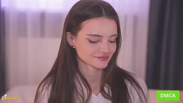 Snapshot of Bellacle chatting on 09/18/25, 07:32 Bellacle online show from 09/18/25, 07:32