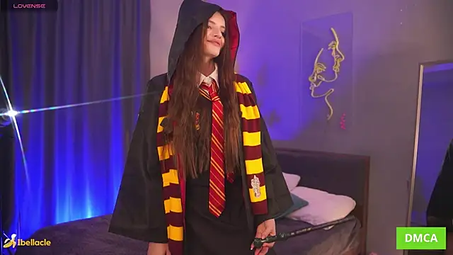 Snapshot of Bellacle chatting on 11/23/25, 08:14 Bellacle online show from 11/23/25, 08:14