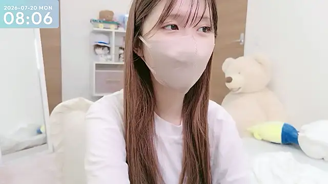 Snapshot of -SHINON- chatting on 07/19/26, 11:08 -SHINON- online show from 07/19/26, 11:08