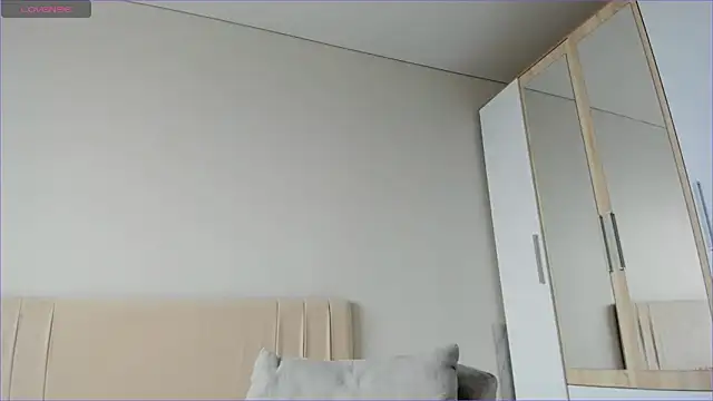 Snapshot of sweety_vikky chatting on 01/06/25, 03:20 sweety vikky online show from 01/06/25, 03:20