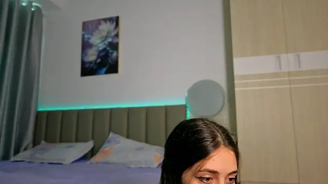 Snapshot of sweety_vikky chatting on 07/14/26, 12:13 sweety vikky online show from 07/14/26, 12:13