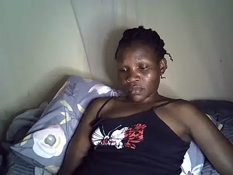 Snapshot of Sweet_serah chatting on 05/23/26, 03:38 Sweet serah online show from 05/23/26, 03:38