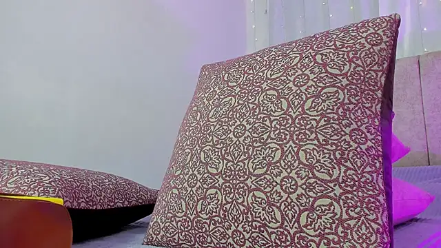 Snapshot of Zara_dulce chatting on 01/16/25, 12:09 Zara dulce online show from 01/16/25, 12:09