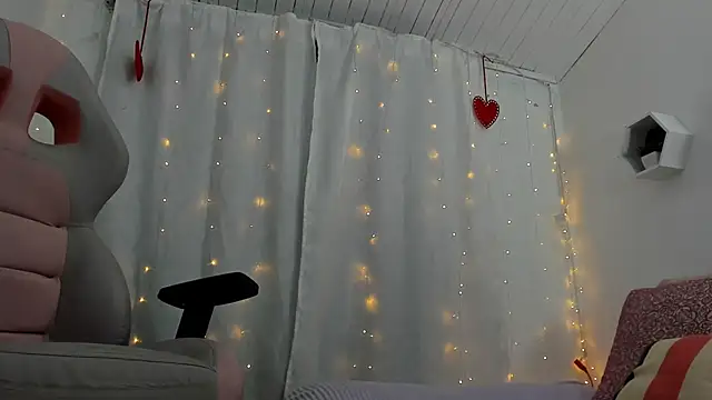 Snapshot of Zara_dulce chatting on 02/07/25, 12:06 Zara dulce online show from 02/07/25, 12:06