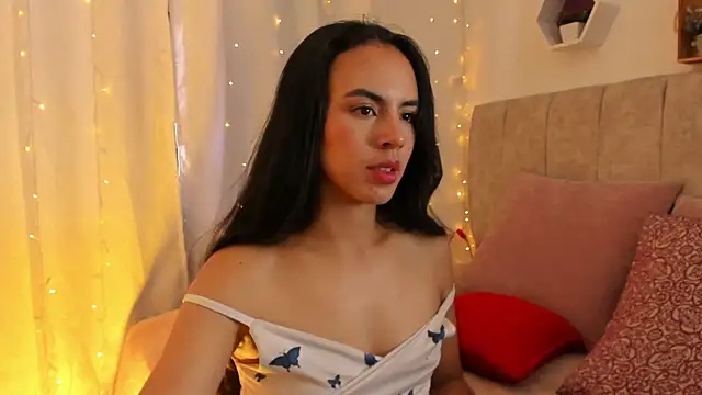 Snapshot of Zara_dulce chatting on 03/10/25, 06:34 Zara dulce online show from 03/10/25, 06:34