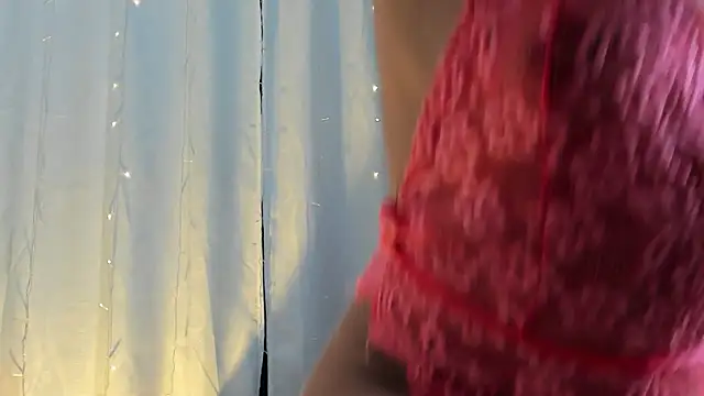 Snapshot of Zara_dulce chatting on 03/14/25, 12:51 Zara dulce online show from 03/14/25, 12:51