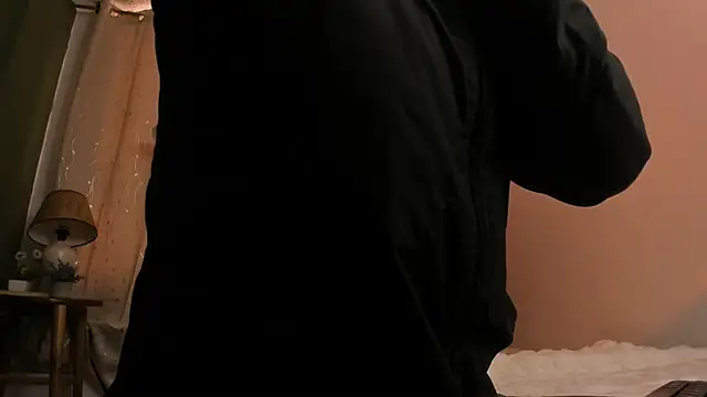 Snapshot of Zara_dulce chatting on 10/11/25, 12:04 Zara dulce online show from 10/11/25, 12:04