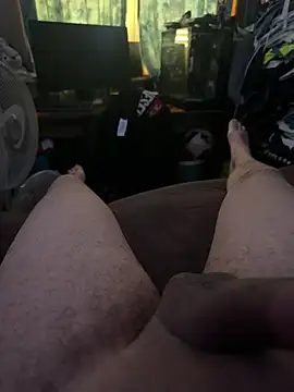 Snapshot of beteu1210 chatting on 04/21/26, 06:20 beteu1210 online show from 04/21/26, 06:20