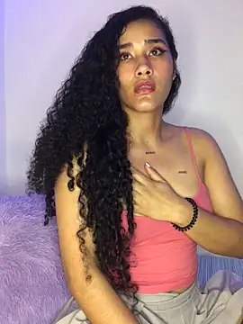 Snapshot of jaderossxx chatting on 01/16/25, 10:02 jaderossxx online show from 01/16/25, 10:02