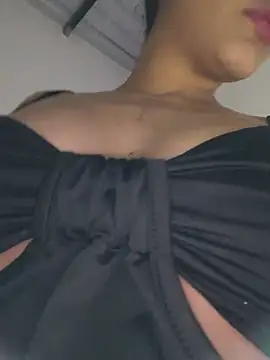 Snapshot of jaderossxx chatting on 07/01/26, 02:13 jaderossxx online show from 07/01/26, 02:13