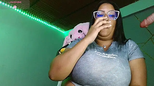 Cute ash online show from 05/19/26, 01:56
