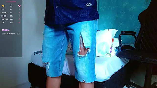 bray hotboy777 online show from 01/05/25, 05:51