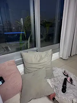 IvonneJoy online show from 02/25/26, 10:52