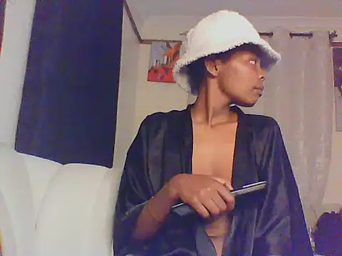 sweetanabella4 online show from 03/25/26, 05:46