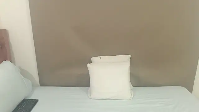 kimberlyjamexxx online show from 03/31/26, 04:35