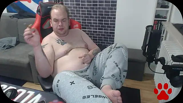 PupW0lfy online show from 12/06/24, 06:50