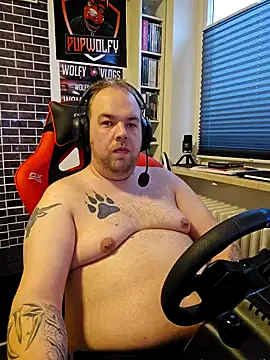 PupW0lfy online show from 02/02/25, 07:30