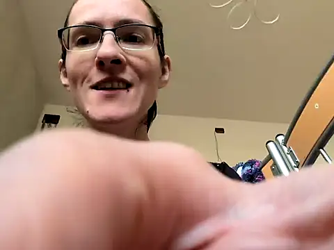 Milky hairy mommy online show from 02/09/25, 01:46