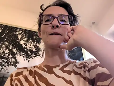 Milky hairy mommy online show from 06/27/26, 02:44