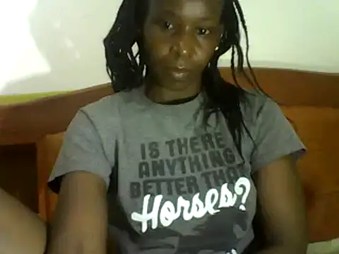 Snapshot of Claris2 chatting on 02/11/25, 07:27 Claris2 online show from 02/11/25, 07:27