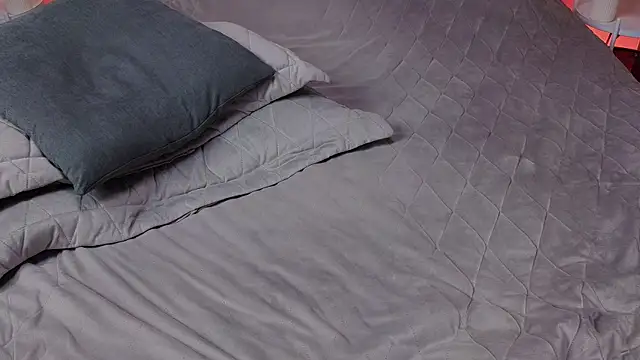 Adelheidd online show from 02/23/25, 02:14