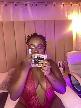 Britanymooree online show from 03/12/26, 09:21