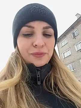 Snapshot of OlgaBuzzz chatting on 02/02/25, 07:30 OlgaBuzzz online show from 02/02/25, 07:30