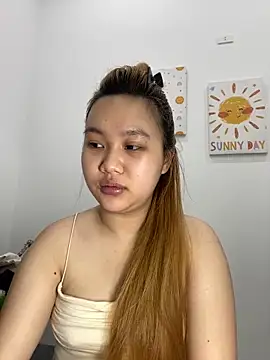 Odette68 online show from 04/07/26, 12:44