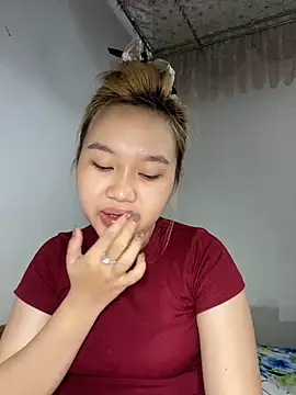 Odette68 online show from 05/21/26, 11:56