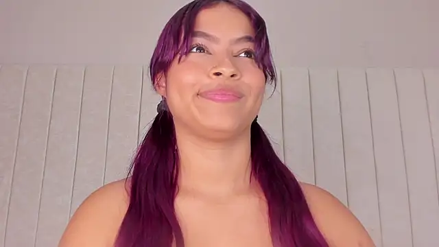 Littleolivia  online show from 02/24/25, 12:59