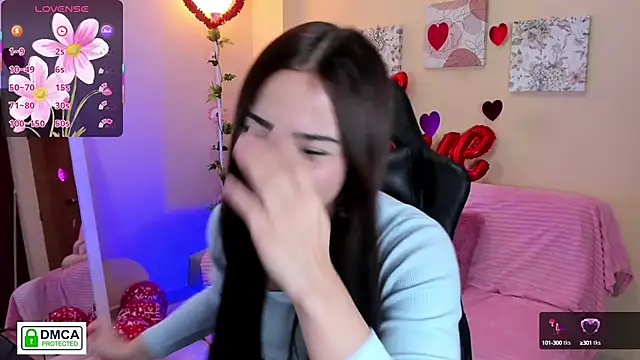 Veronica isaza   online show from 02/18/25, 06:47