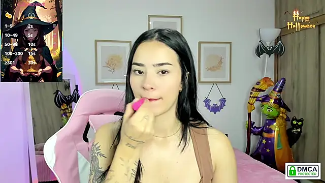 Veronica isaza   online show from 10/03/25, 12:02