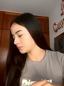 Veronica isaza   online show from 01/09/26, 12:30