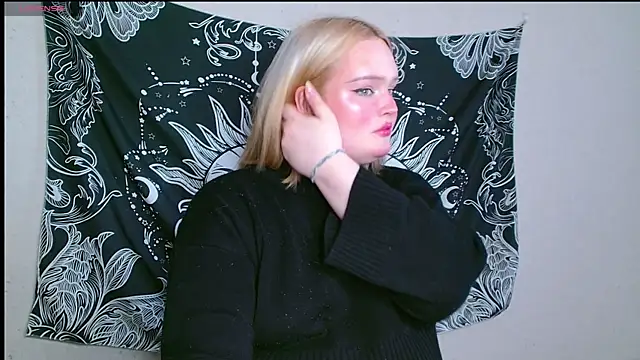 Snapshot of rozzhaos8 chatting on 01/12/26, 09:25 rozzhaos8 online show from 01/12/26, 09:25