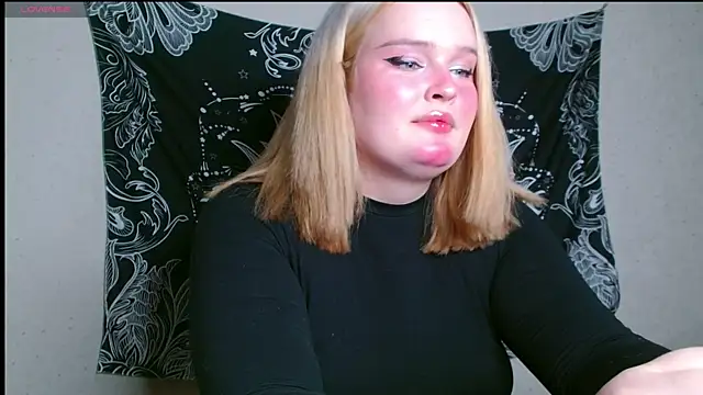 Snapshot of rozzhaos8 chatting on 01/14/26, 09:42 rozzhaos8 online show from 01/14/26, 09:42